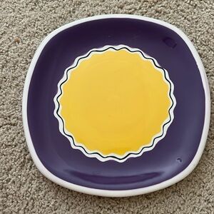 Dansk "Latin Spice Habanero Red’ 9 in Plate Red Purple Yellow Wavy Black Line